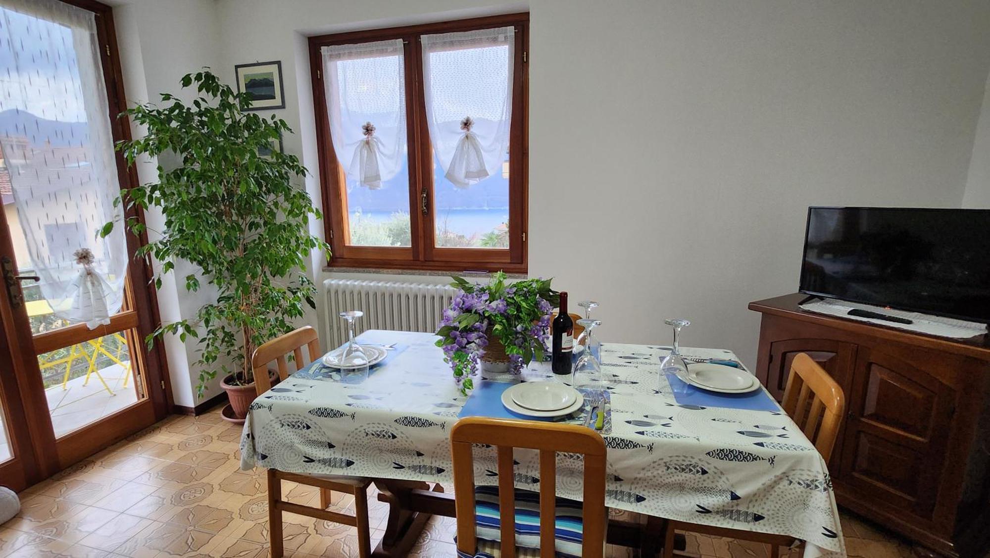 Apartment L'Ulivo Lake View Private Road 5 Kilometers From Varenna Lierna Exterior foto